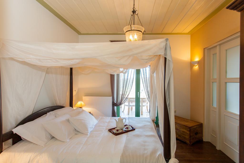 Augusta Country House Deres Ngoại thất bức ảnh